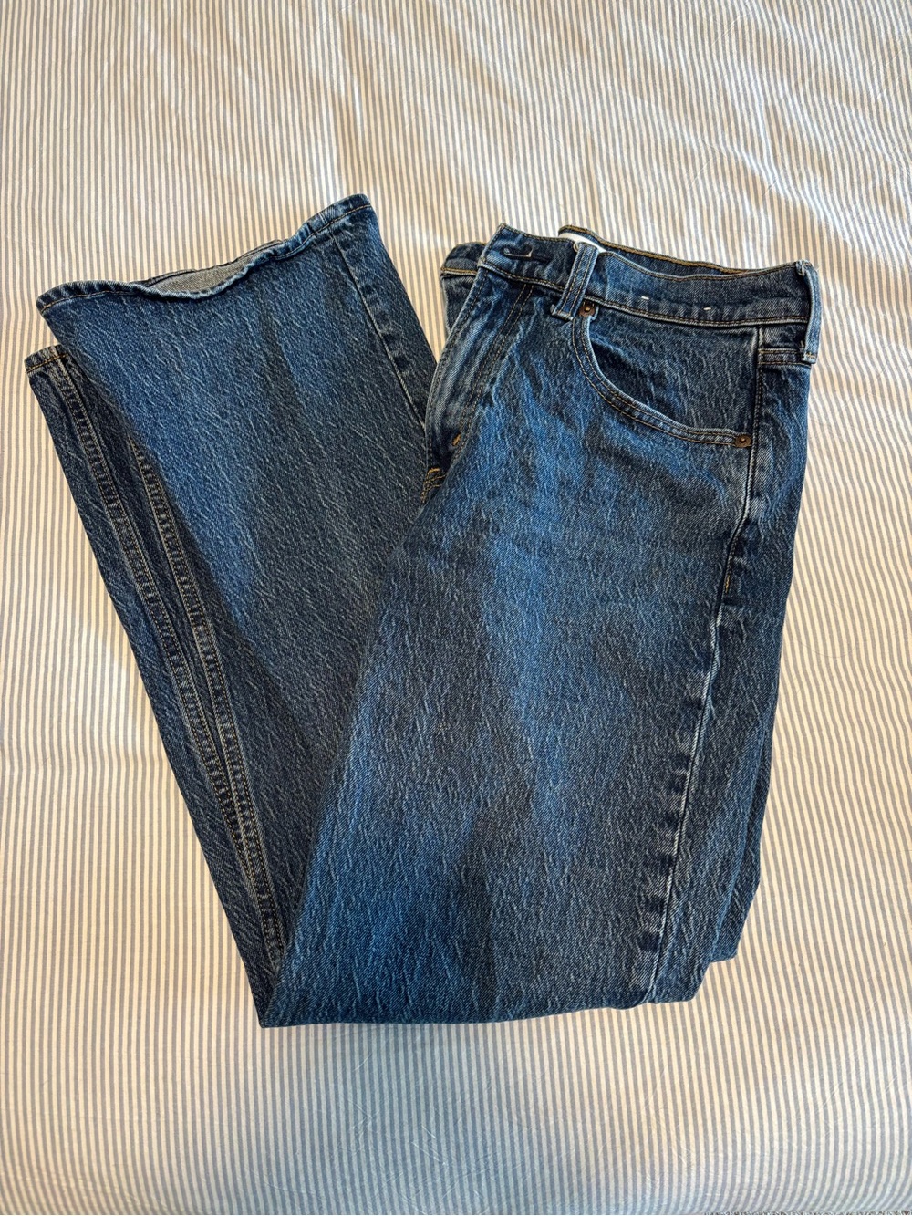 Abercrombie & Fitch High Rise 90s Relaxed Jeans